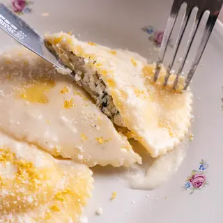 Ravioloni Mojito alla Crema di Pecorino