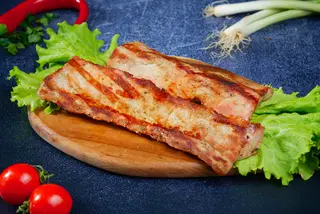 Bela vešalica 200g