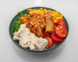 Poke Bowl Gyoza frita