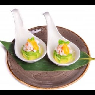 Gunkan Special - tartare di gambero, Philadelphia, avocado esterno, salsa al Mango (1 PZ)