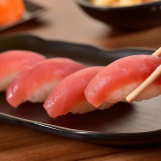 Nigiri De atun (4 Uds.)