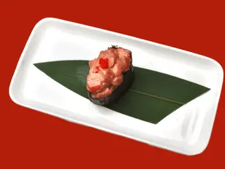 Гункан з тунцем (65g)