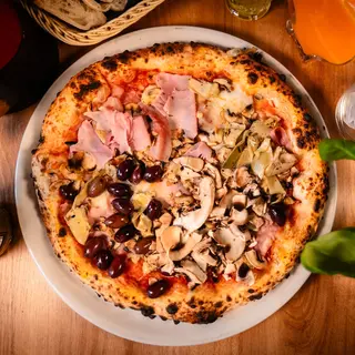 Pizza 4 Stagioni