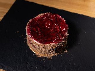 Наполеон шоколад-ваніль з вишнею (150g)