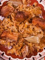 Свинско със зеле