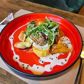 Teleći file sa sosom od zelenog bibera