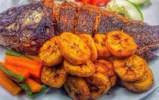 Whole Fried Fish Large With Plantain