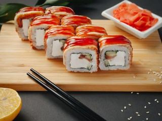 Ролл "Лава" с курицей