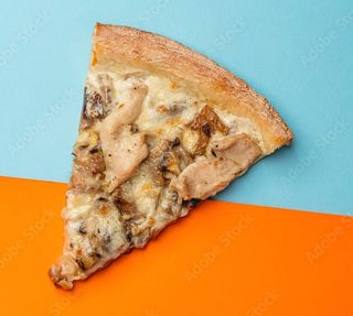 Парче пица с пилешко филе (220г)