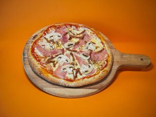 Pizza De Jamón Y Queso (27 Cm.)