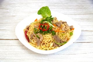 Fried noodle with beef