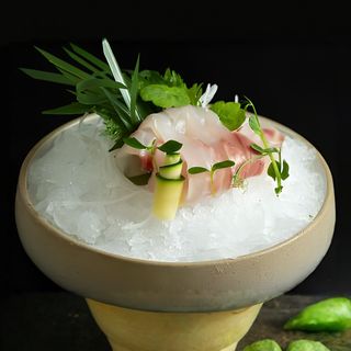 Sashimi spigola 4 pezzi