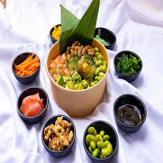 Poke Bowl de Salmón