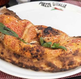 Pizza Calzone All'Uovo (30 Cm.)