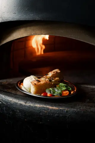 Burrata Focaccia & Pomodoro
