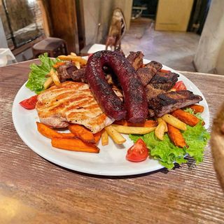 Плато от меса на плоча (1200г)