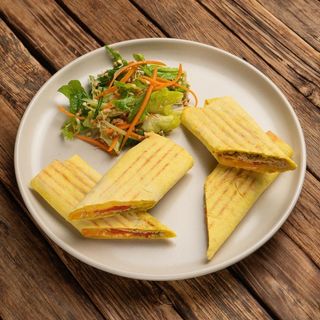 Лаваш з моцарелою, тофу та томатами (250г)