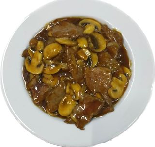 Carne vaca c/ cogumelos