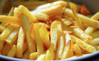 Patatas Fritas Salseo