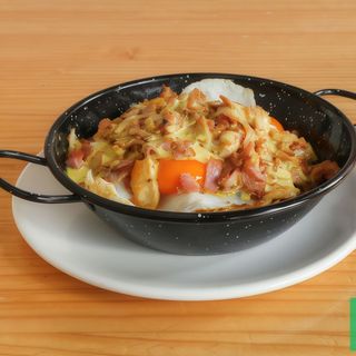 Sartén De Pollo Y Bacon Al Curry