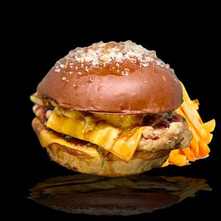 Chicken & Bacon Бургер (550 г)