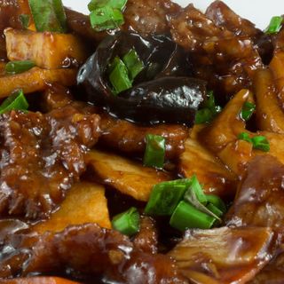 Vita cu urechi de lemn