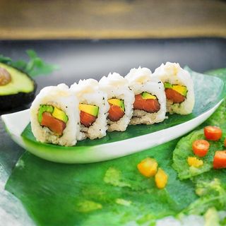 98. Uramaki Philadelphia