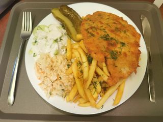 Zestaw obiadowy z piersią z kurczaka 150g