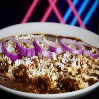 Enchiladas de mole