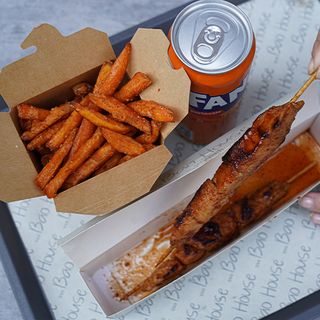 MENIU YAKITORI PUI + Fresh Fries + 1 x soft drink