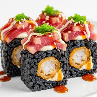 151. Black uramaki teck 4 pezzi