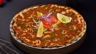 Lahmacum