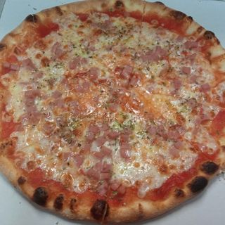 Pizza De Jamón (40 cm.)