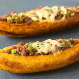 Canoa De Plátano Con Queso Venezolano Gratinado (Nuevo)