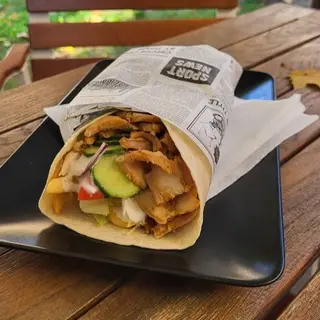 Shaorma cu carne de pui si curcan