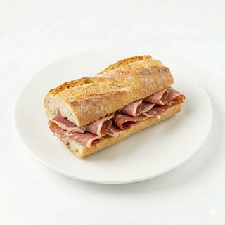 Bocadillo Jamón Del País