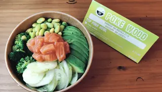 Poke salmone menù