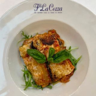 Parmigiana 'e mulegnane (melanzane)