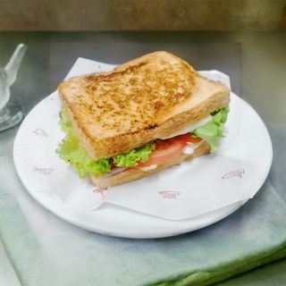 Sándwich Americano