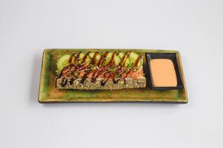 Суші-дог тартар лосось (280г)