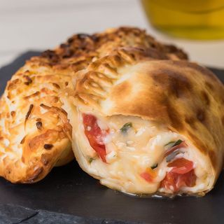 Empanada Caprese