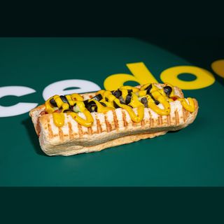 Хот-дог "Прямиком из Греции"