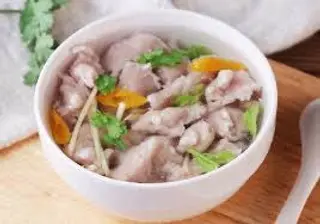 Zuppa di polpette di carne magro