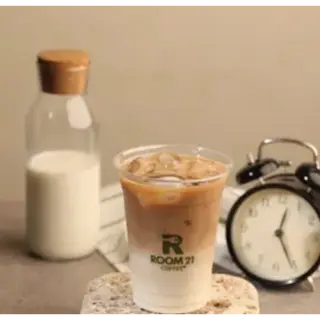  Cafe Latte Iced Medium   