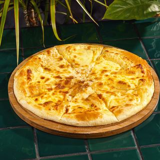 Megruli Khachapuri