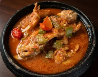 Soupe De Poulet & Attiéké