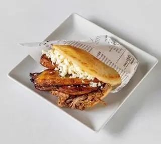 Arepa Mar Y Tierra