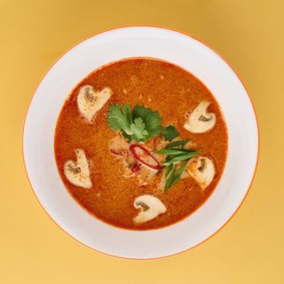 Том Яммі з креветкою