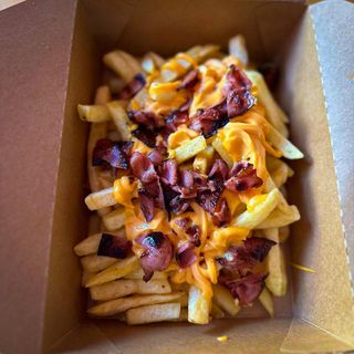 Patatas Con Cheddar Y Bacon