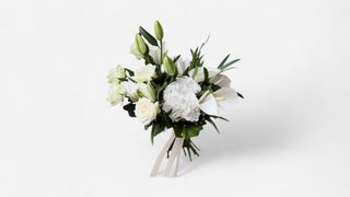 ჰორტენზიის, ლილიის,ანტორიუმებისა და ერთთავიანი ვარდების კომბინაცია/თაიგული